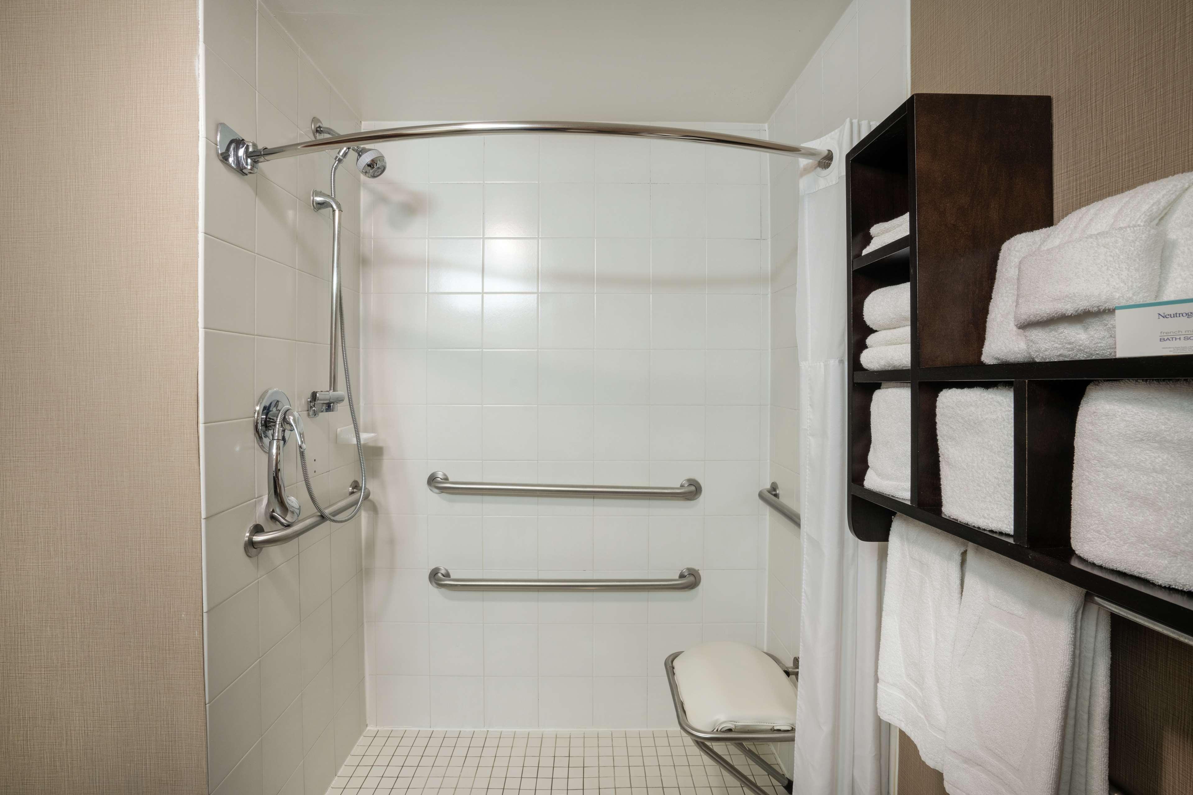 Hampton Inn Dublin Newbern Exterior photo