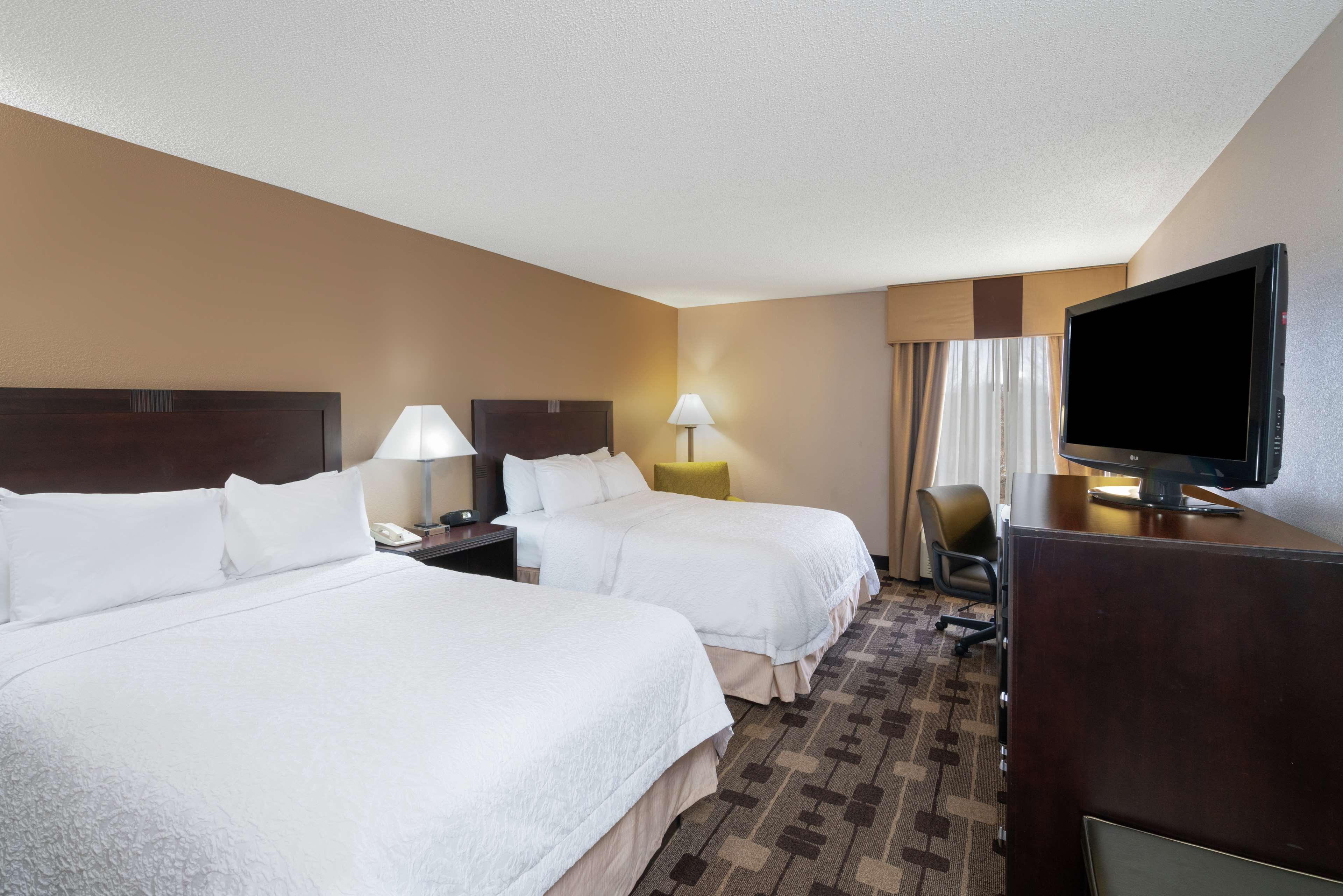 Hampton Inn Dublin Newbern Exterior photo