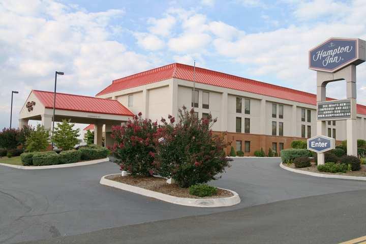 Hampton Inn Dublin Newbern Exterior photo