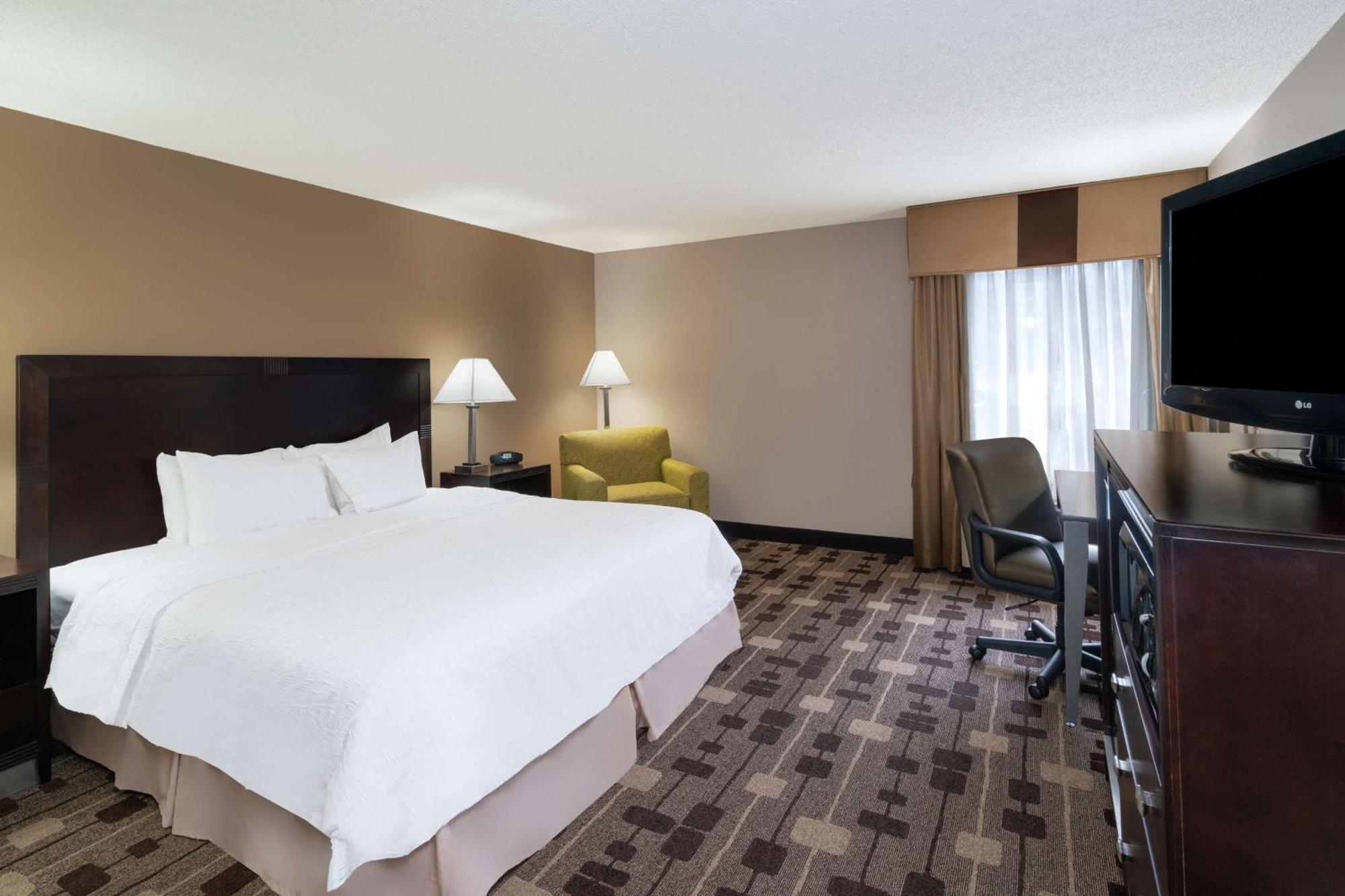 Hampton Inn Dublin Newbern Exterior photo