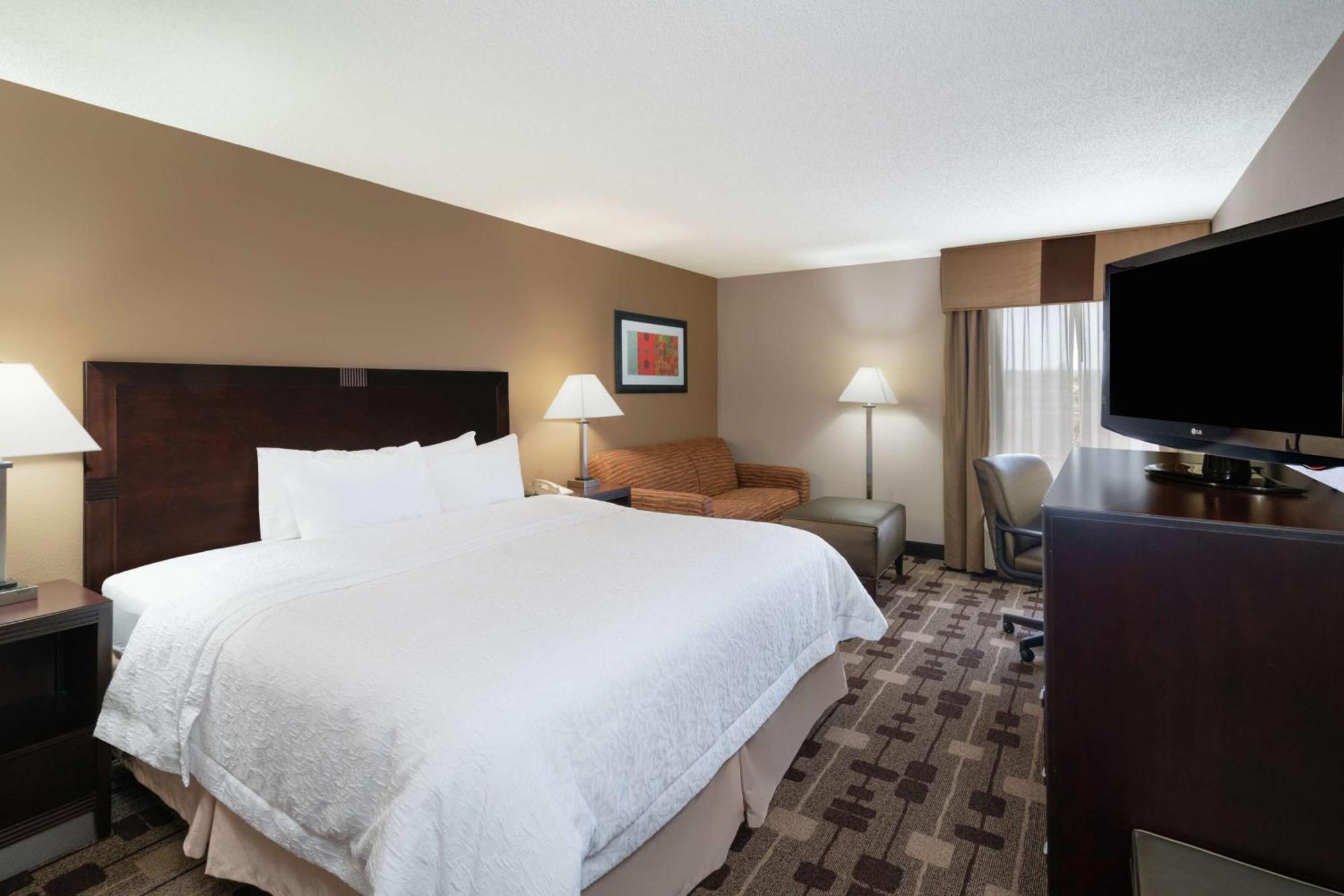 Hampton Inn Dublin Newbern Exterior photo