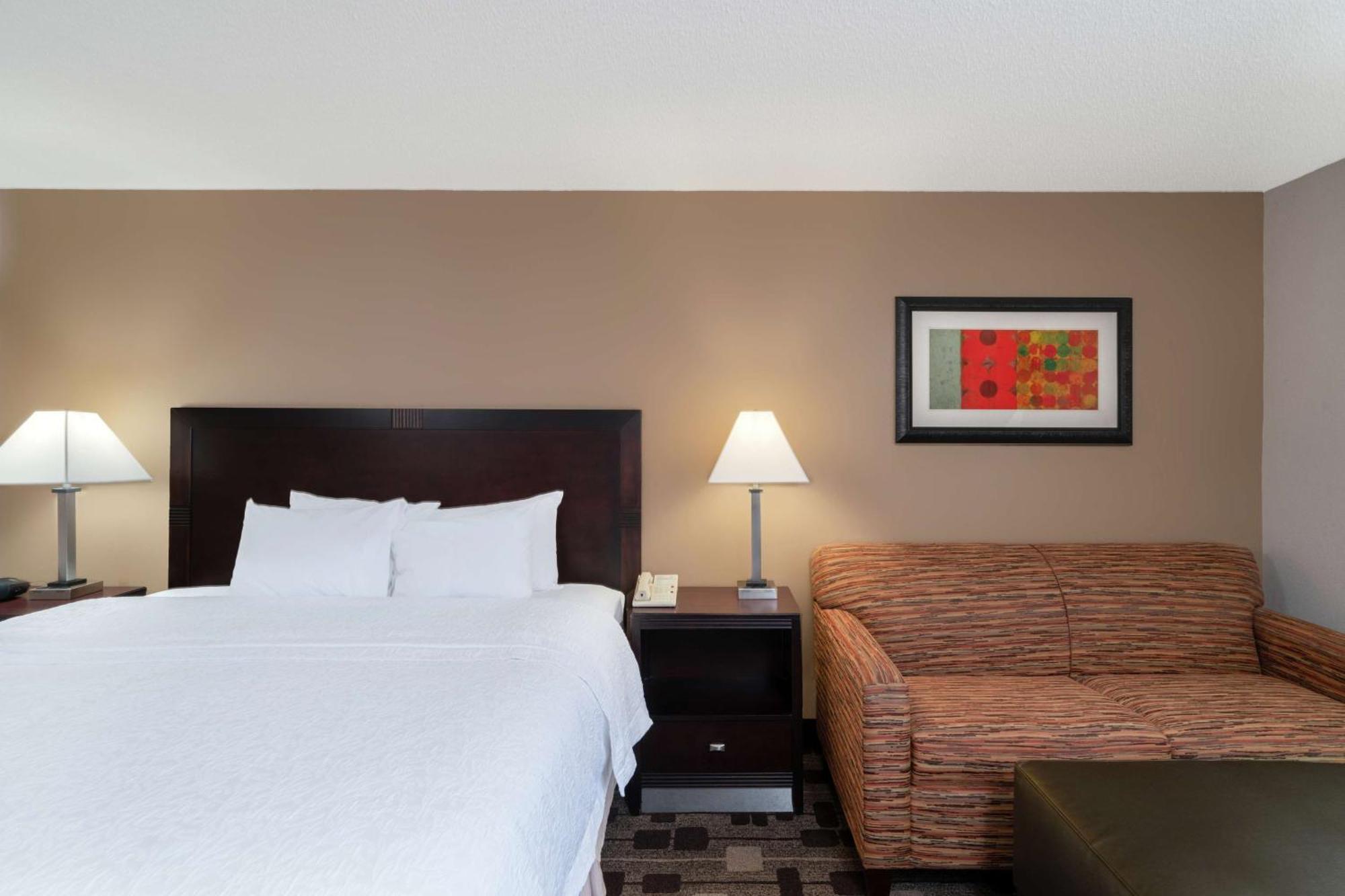 Hampton Inn Dublin Newbern Exterior photo